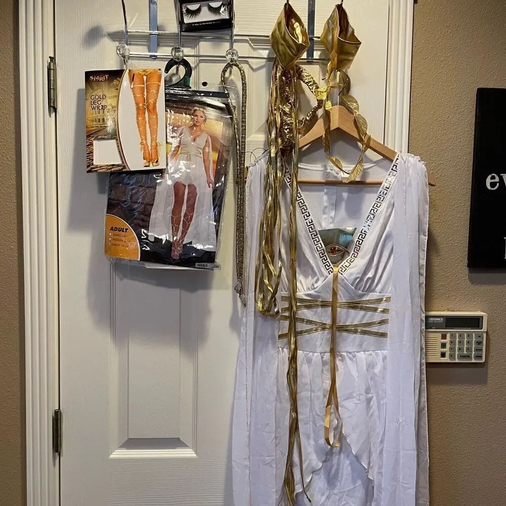VENUS Spirit Women’s L Costume with EXTRAS!